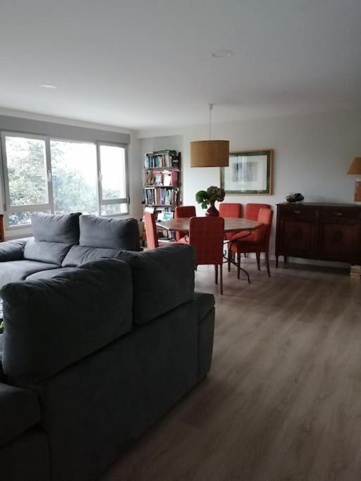 Piso Impecable 140M En El Centro De Vigo Apartamento Exterior foto